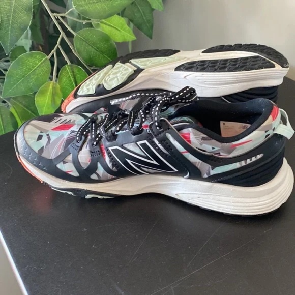 New Balance x Sweaty Betty Vazee Agility Runners - Picture 11 of 15